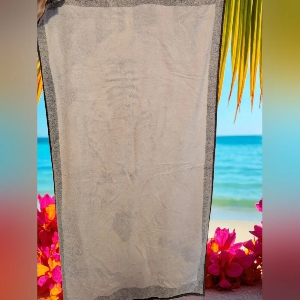 Disney Tiger Beach Towel (EUC)